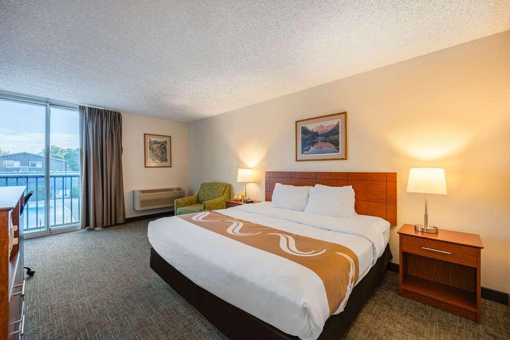Quality Inn & Suites Canon City Room photo